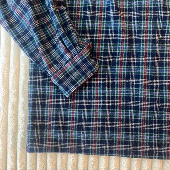 Pendleton Board Shirt Blue and Green Plaid Wool Shirt Loop Collar - Picture 8 of 9
